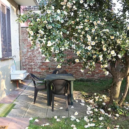 Casa Alberello Сasa de vacaciones Omegna